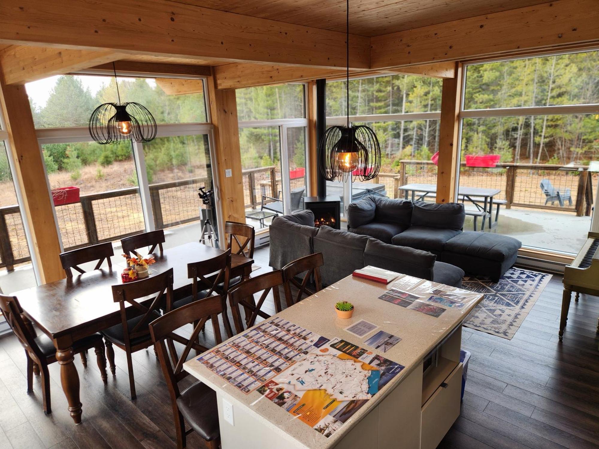 Les Chalets Double K # 2 Saint-Alexis-des-Monts Buitenkant foto